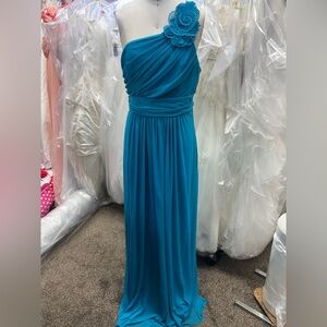 Elegant Blue One-Shoulder Dress